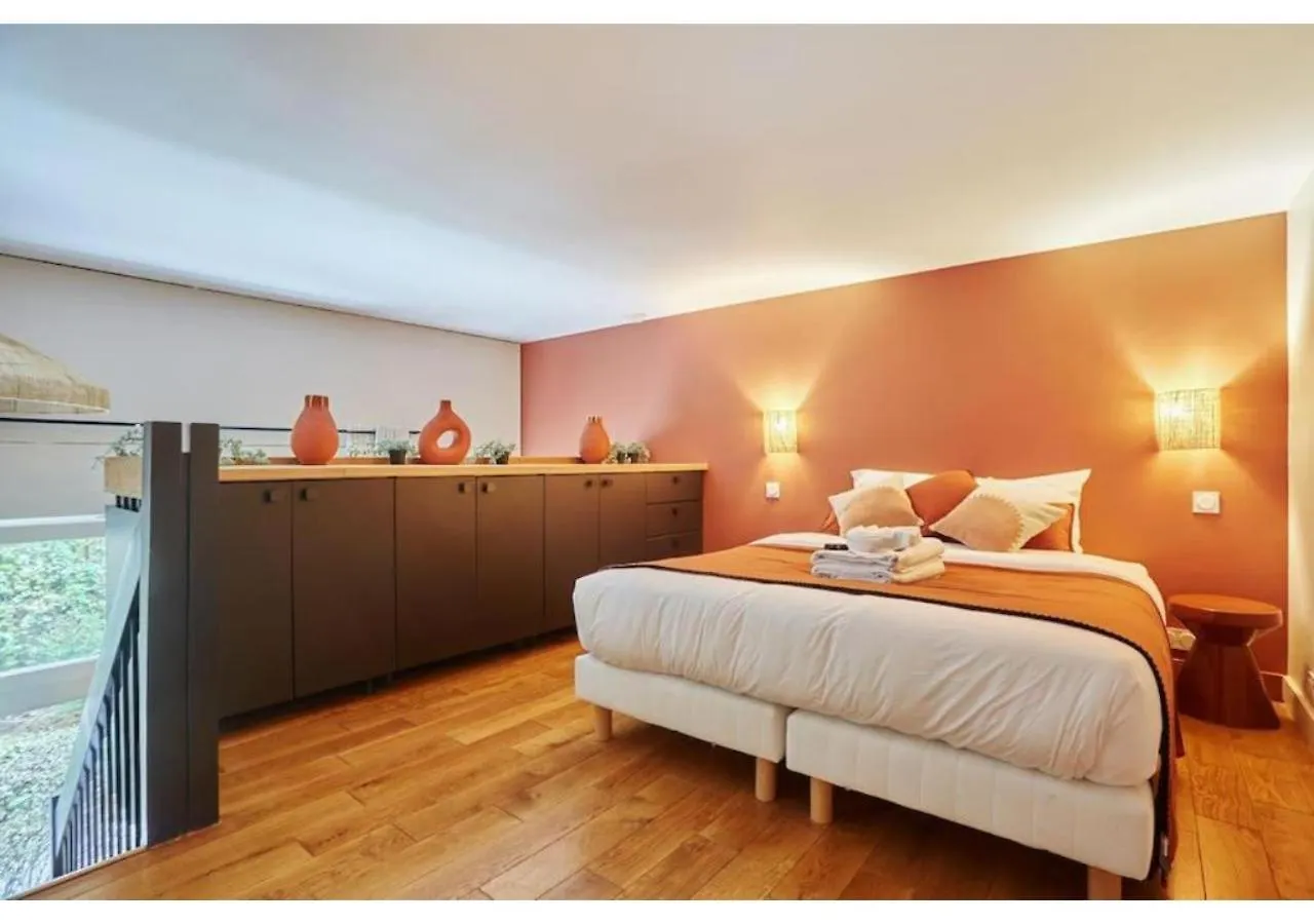 Daire Le Marais Place Des Vosges By Prestige Paris